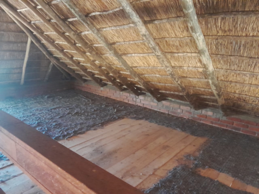 2 Bedroom Property for Sale in Viljoenskroon Free State